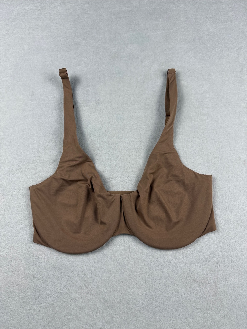 Skims Unlined Minimizer Bra Smoothing fabric Women’s 34DD